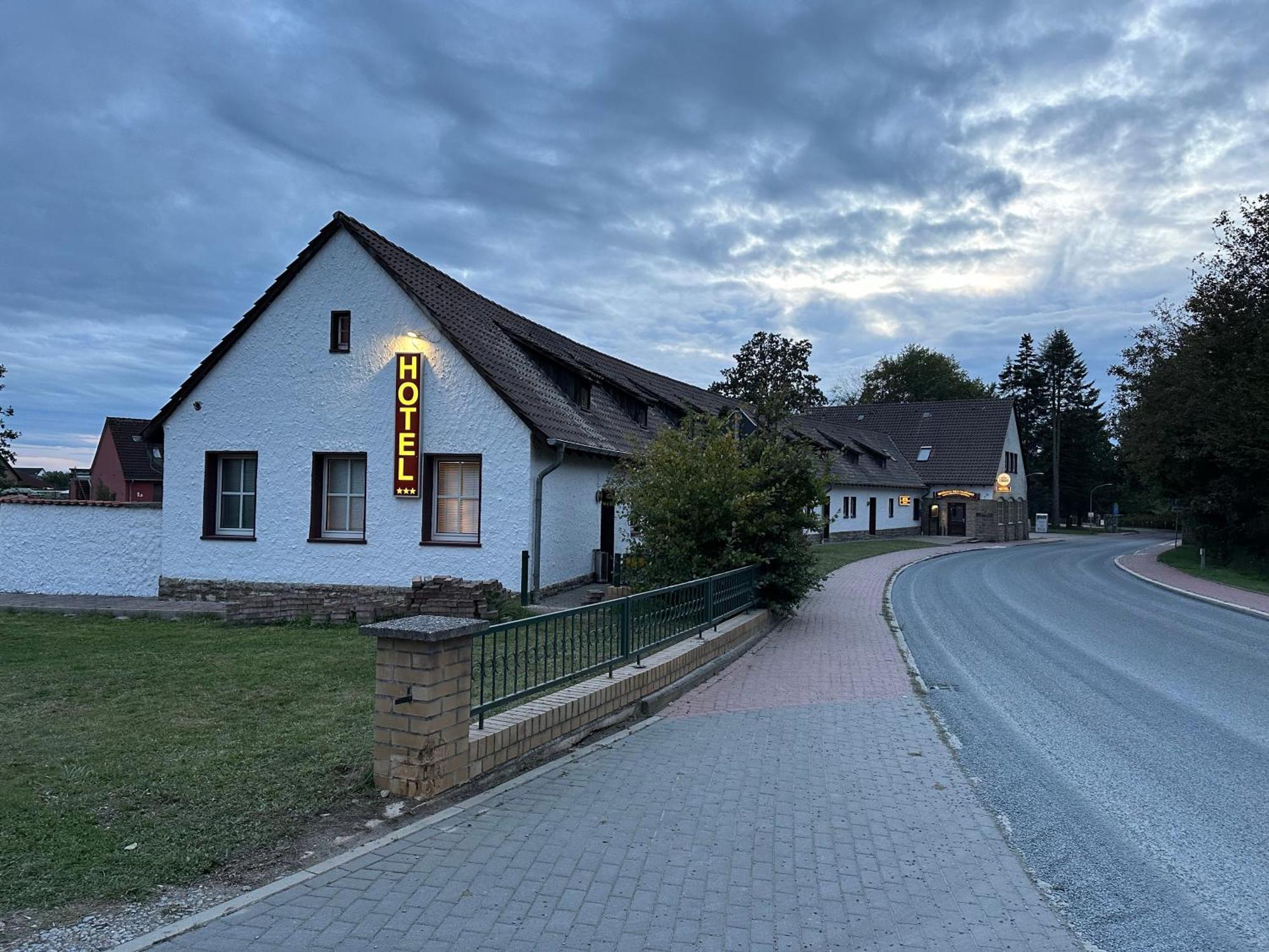 Hotel Alte Wache Mariental Eksteriør billede